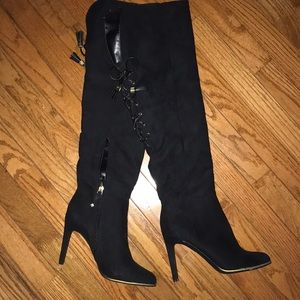 Sam & Libby Black Suede Boot